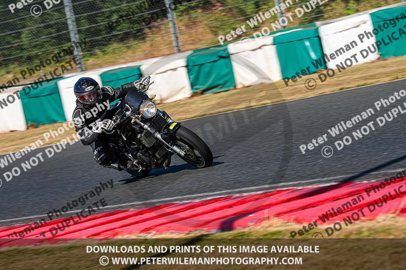 enduro digital images;event digital images;eventdigitalimages;mallory park;mallory park photographs;mallory park trackday;mallory park trackday photographs;no limits trackdays;peter wileman photography;racing digital images;trackday digital images;trackday photos